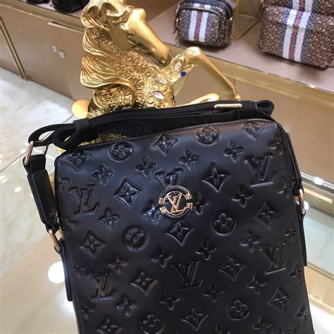 cheap louis vuitton crossbody outlet